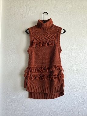 Moon River Sleeveless Turtleneck Fringe Knit in Rust Orange